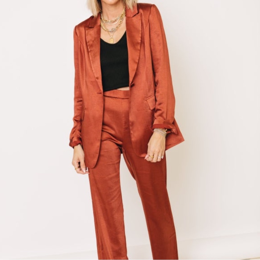 New with tags, Choco Brown Long Sleeve Satin Blazer- 1XL